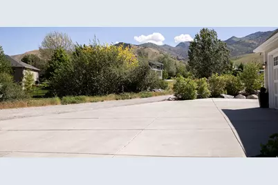 776 E Canyon Rd, Hyde Park, UT 84318 - Photo 84