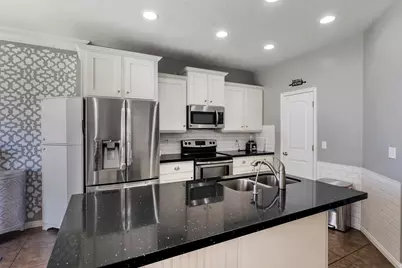 611 E Autumn Branch Way S, Draper, UT 84020 - Photo 16
