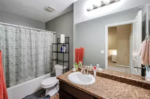 611 E Autumn Branch Way S, Draper, UT 84020 - Photo 4