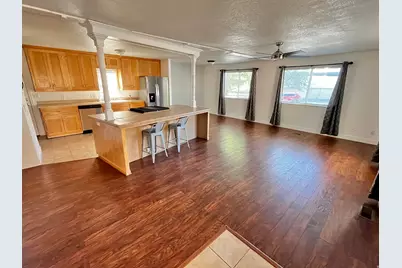 2875 N Hill Field Rd #4, Layton, UT 84041 - Photo 2