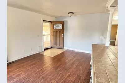 2875 N Hill Field Rd #4, Layton, UT 84041 - Photo 6