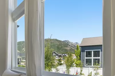 14631 S Snow Leopard Ln, Draper, UT 84020 - Photo 2