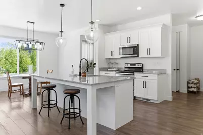 14631 S Snow Leopard Ln, Draper, UT 84020 - Photo 4