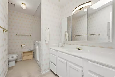 1750 E Crescent View Dr Dr, Sandy, UT 84092 - Photo 12