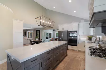 1217 S 200 E, Farmington, UT 84025 - Photo 8