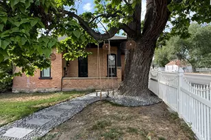 595 E 900 N, Lehi, UT 84043 - Photo 4