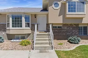 6502 W 3210 S S, West Valley, UT 84128 - Photo 4