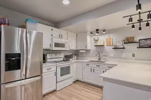 1654 Woodland Dr, Provo, UT 84604 - Photo 6