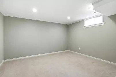 2018 E Twin View Dr S, Millcreek, UT 84109 - Photo 30