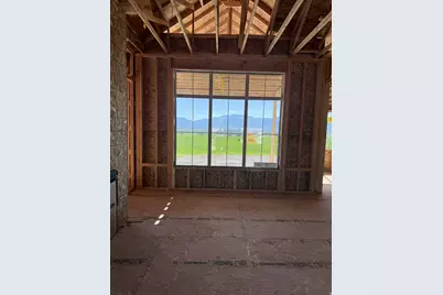 933 N 75 W #64, Mendon, UT 84325 - Photo 4