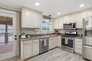 611 W 1635 N, Clinton, UT 84015 - Photo 8