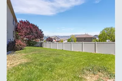 211 W Kestrel Dr, Saratoga Springs, UT 84045 - Photo 26