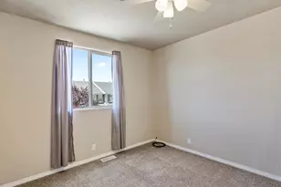 1763 N Aaron Dr, Tooele, UT 84074 - Photo 14