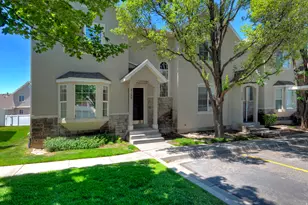 3155 W Davencourt Loop, Lehi, UT 84043 - Photo 2