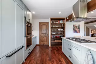 2105 E Dimple Dell Rd, Sandy, UT 84092 - Photo 8