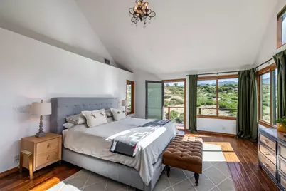 2105 E Dimple Dell Rd, Sandy, UT 84092 - Photo 14