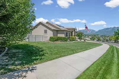 12384 S Overlook Ct, Riverton, UT 84065 - Photo 6