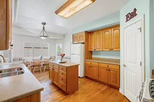 12384 S Overlook Ridge Ct, Riverton, UT 84065 - Photo 16
