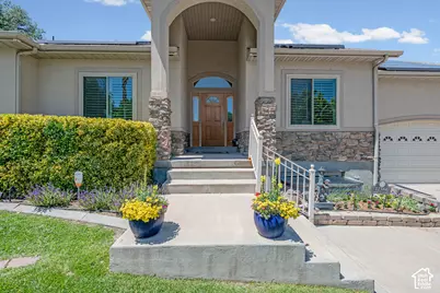 12384 S Overlook Ridge Ct, Riverton, UT 84065 - Photo 2