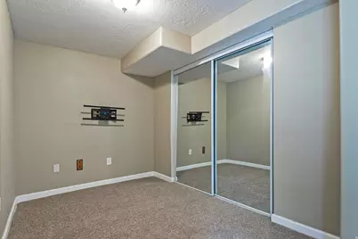 1376 W Jordan Hills Dr, South Jordan, UT 84095 - Photo 34