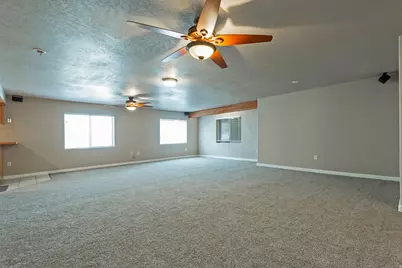1376 W Jordan Hills Dr, South Jordan, UT 84095 - Photo 38