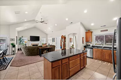 1994 W 9270 S #7D, West Jordan, UT 84088 - Photo 6