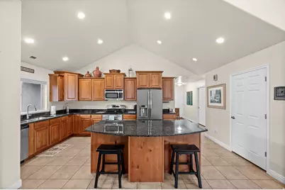 1994 W 9270 S #7D, West Jordan, UT 84088 - Photo 8