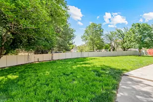 5547 S Harvey Heights Dr, Taylorsville, UT 84129 - Photo 26