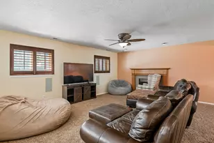 5547 S Harvey Heights Dr, Taylorsville, UT 84129 - Photo 8