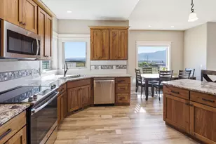 1098 N Valley View Dr, Tremonton, UT 84337 - Photo 10