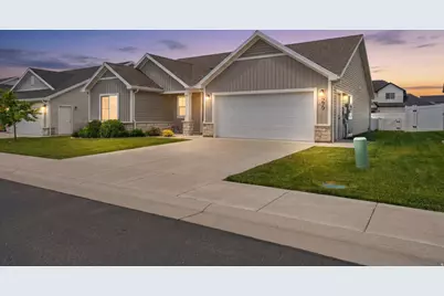279 W 520 S, Hyde Park, UT 84318 - Photo 2