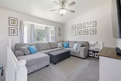 309 W 150 N, Hyde Park, UT 84318 - Photo 2