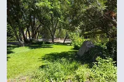 1846 E Charleston Ln, Holladay, UT 84121 - Photo 16
