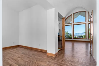 5358 W Evening Side Dr, Herriman, UT 84096 - Photo 2