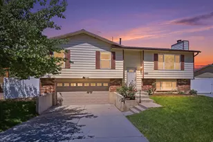 11042 S Lindon Rd E, Sandy, UT 84092 - Photo 1