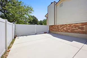 11042 S Lindon Rd E, Sandy, UT 84092 - Photo 28