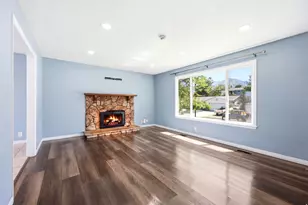 11042 S Lindon Rd E, Sandy, UT 84092 - Photo 4