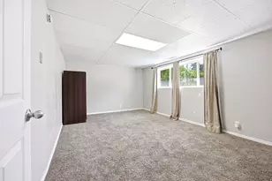 11042 S Lindon Rd E, Sandy, UT 84092 - Photo 20