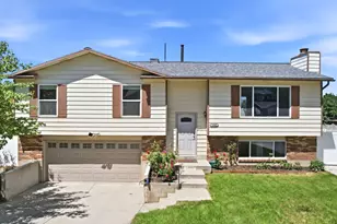 11042 S Lindon Rd E, Sandy, UT 84092 - Photo 2
