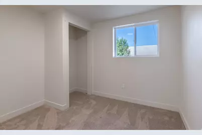 4905 S Southridge Dr W, Taylorsville, UT 84129 - Photo 24
