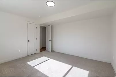 4905 S Southridge Dr W, Taylorsville, UT 84129 - Photo 20