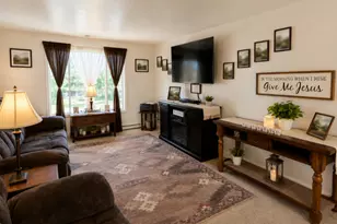 914 E 2850 S, Vernal, UT 84078 - Photo 4