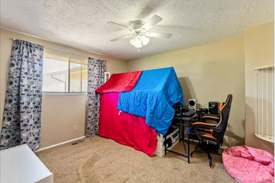 5045 S 2500 W, Roy, UT 84067 - Photo 14