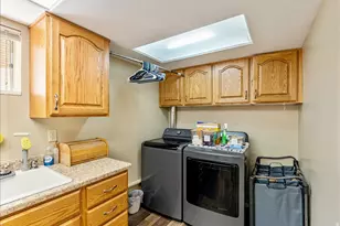 5045 S 2500 W, Roy, UT 84067 - Photo 28