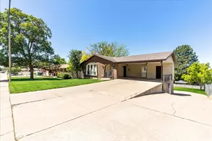 5045 S 2500 W, Roy, UT 84067 - Photo 2