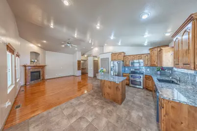 620 W 3600 S, Riverdale, UT 84405 - Photo 34