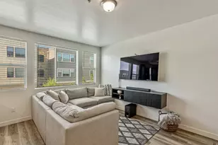 8395 S Iris Lumi Ln, Midvale, UT 84047 - Photo 8