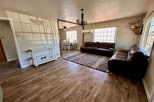 877 N Main St, Nephi, UT 84648 - Photo 4