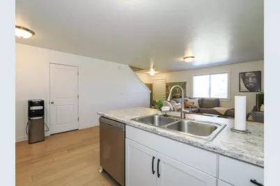 5122 W Dolce Ct, Herriman, UT 84096 - Photo 12