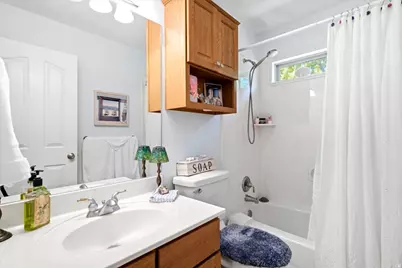 1561 E Lakeview Way S, Ogden, UT 84403 - Photo 20